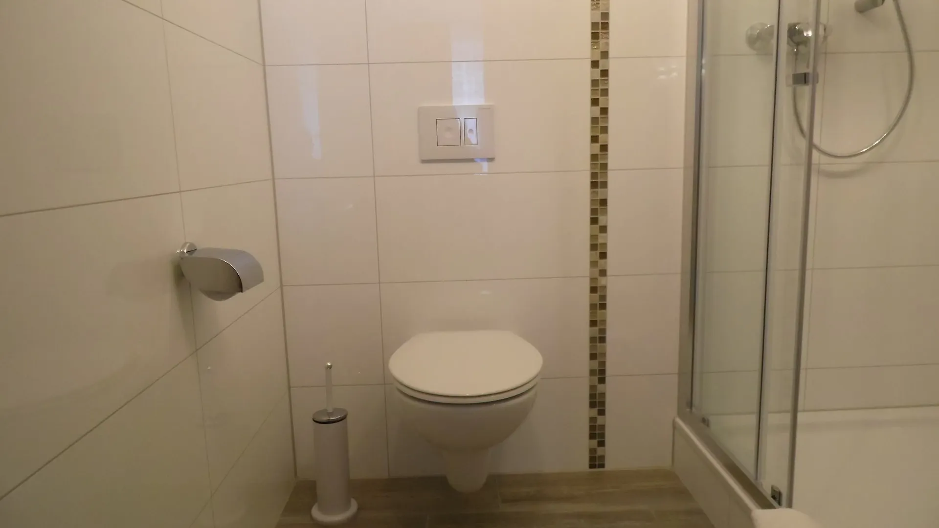 Rheinmetropole Hotel Dusseldorf 3*,  Germany