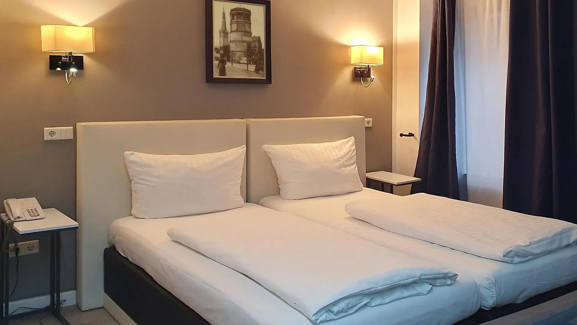 ***  Rheinmetropole Hotel Düsseldorf Tyskland